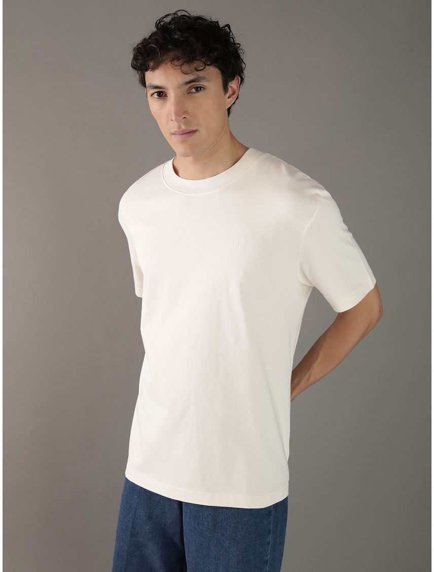 Polera bicolor con diseño de paisaje