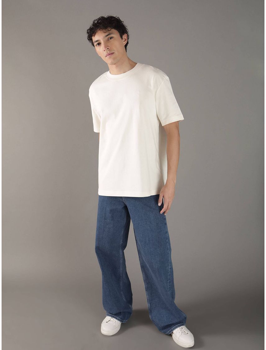 Polera bicolor con diseño de paisaje
