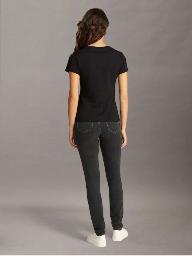 label-2