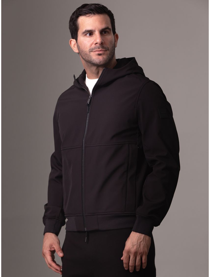 Chaqueta con Gorro Softshell