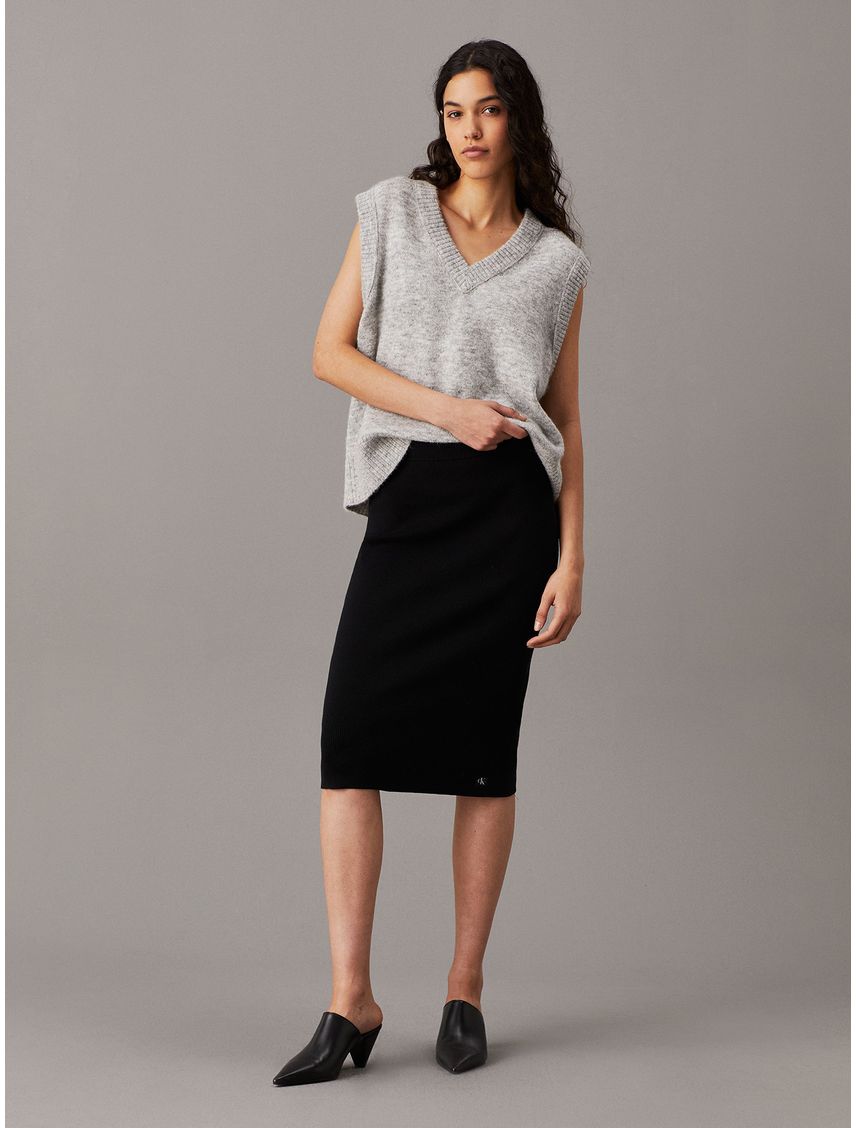 Falda Woven Label