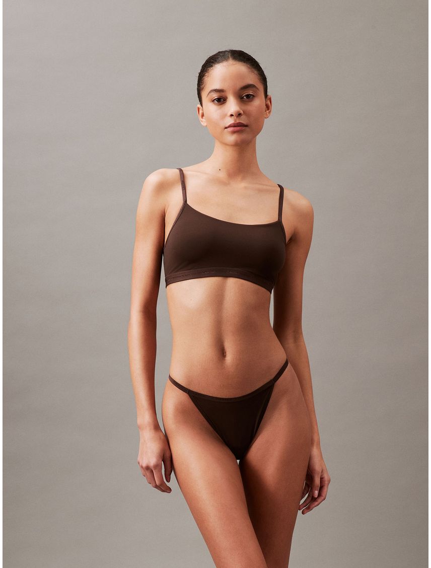 Colaless String Ideal Stretch Micro