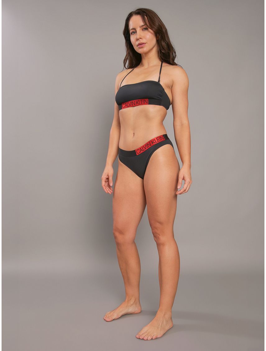 Top Bikini Core Icon