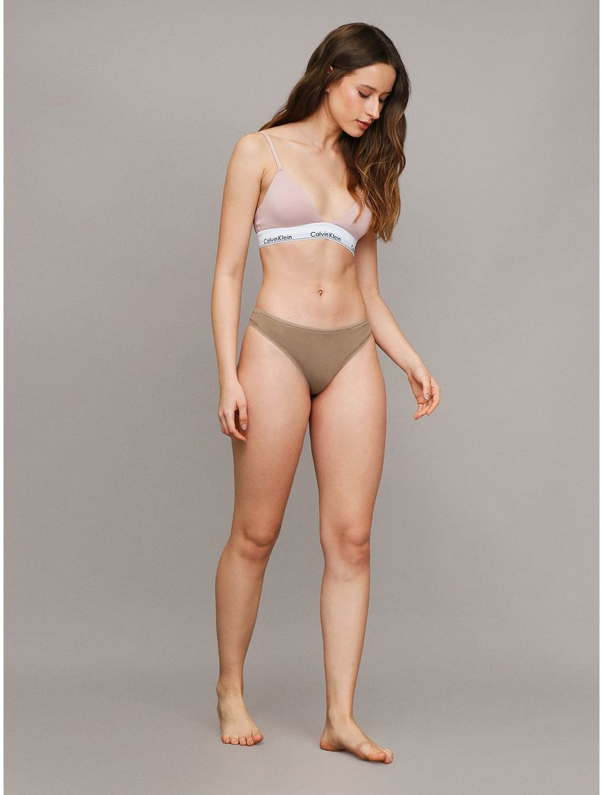 Colaless From Cotton