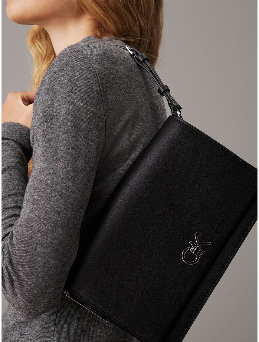 Cartera Ck Elongated