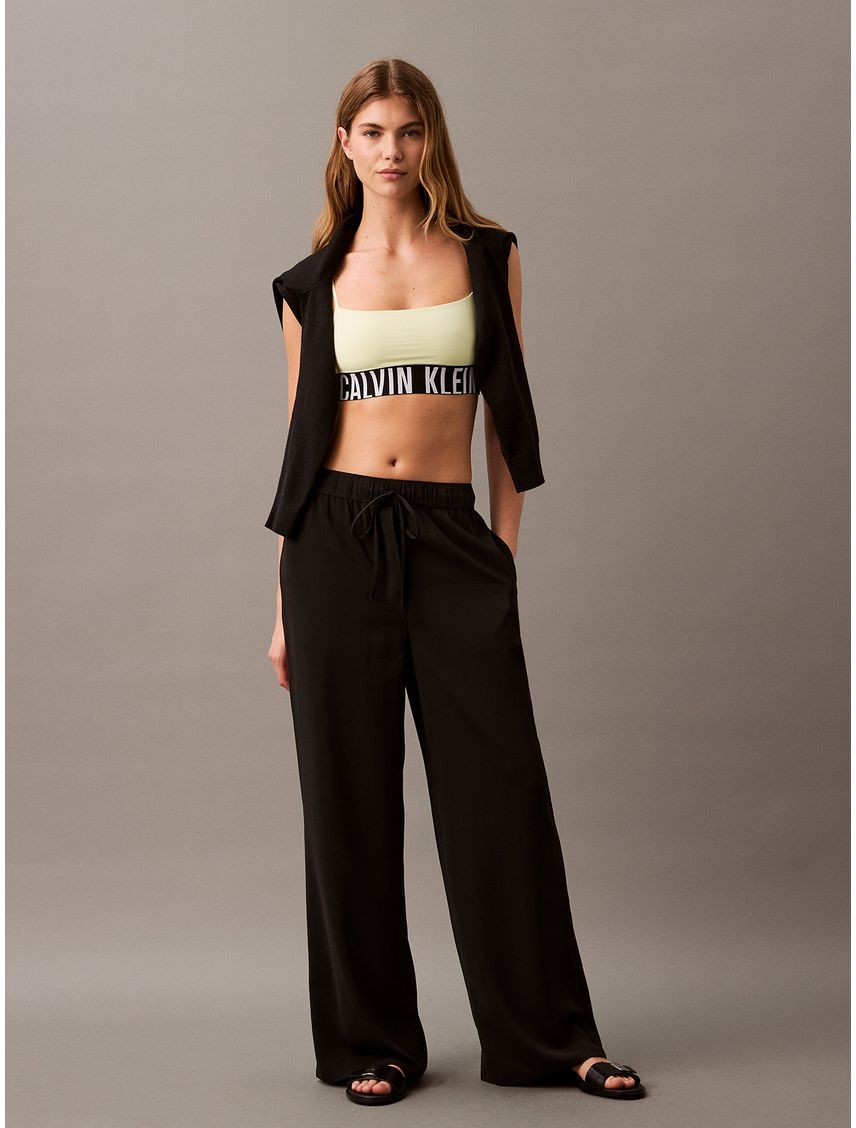 Pantalón Fluido Tipo Pull-On