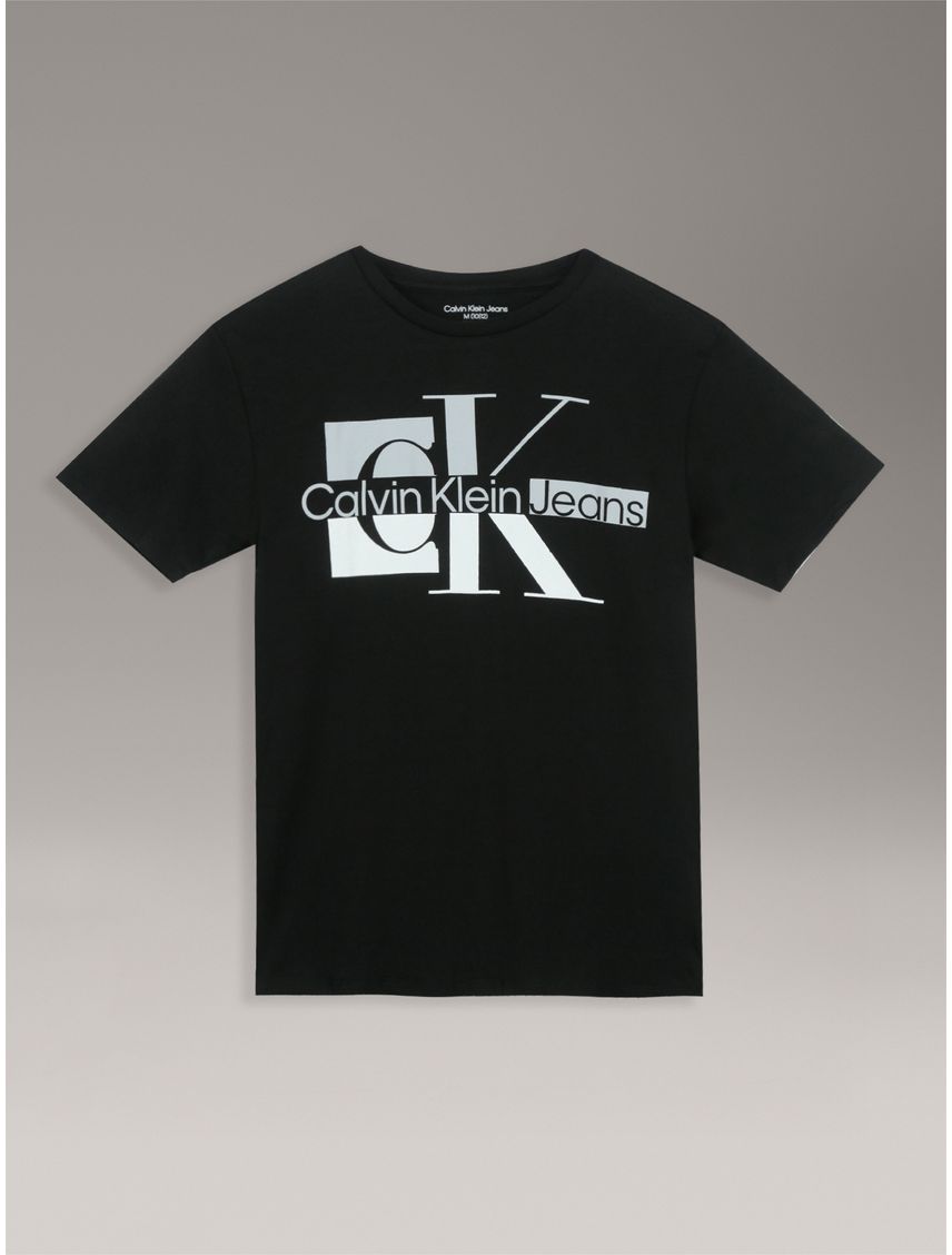 Polera Niño De Manga Corta Con Monograma