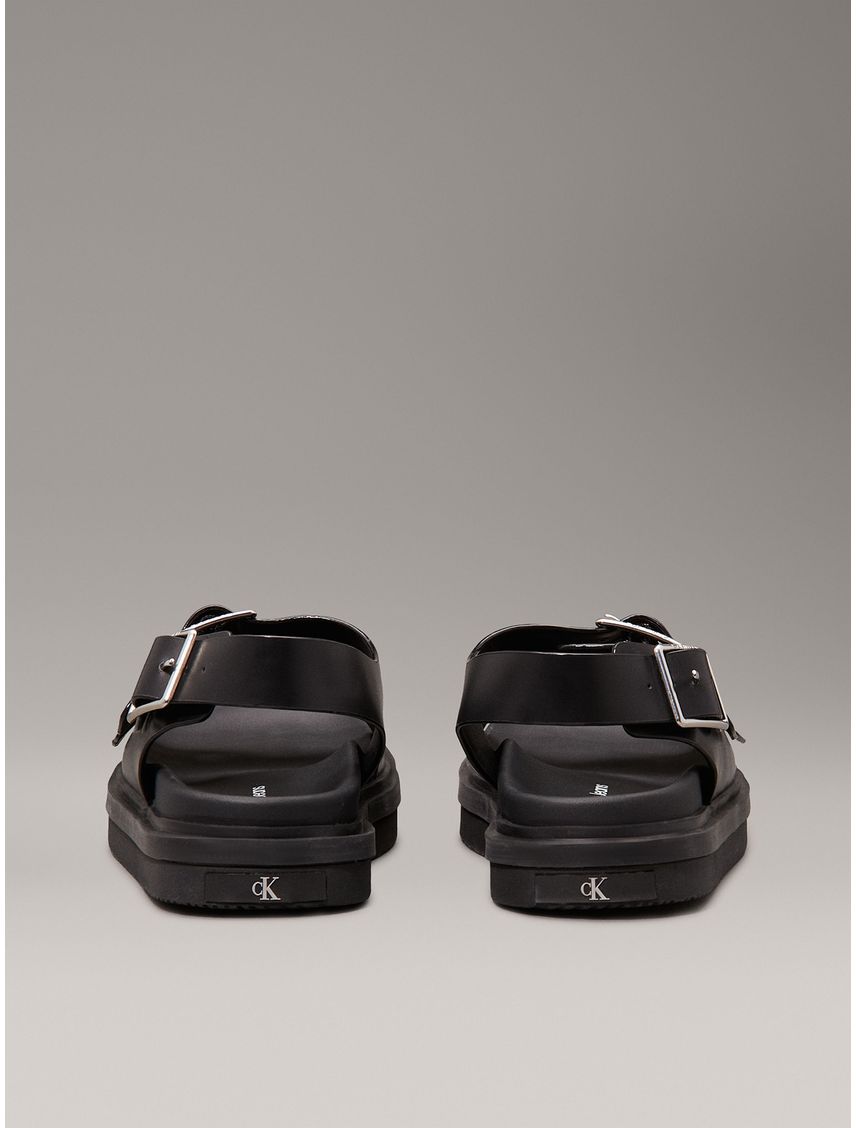 Sandalias de Cuero con Hebilla