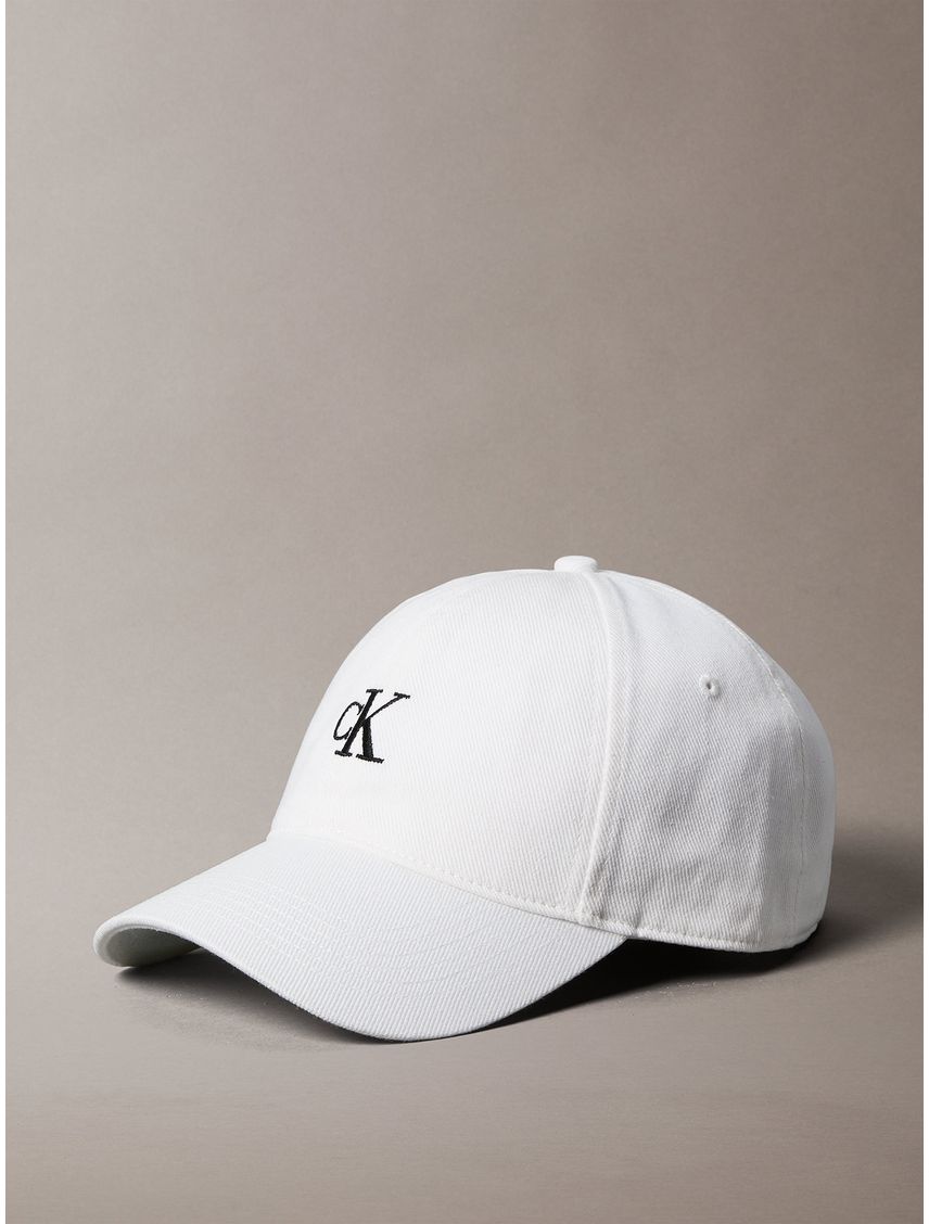 Jockey con Monograma Bordado