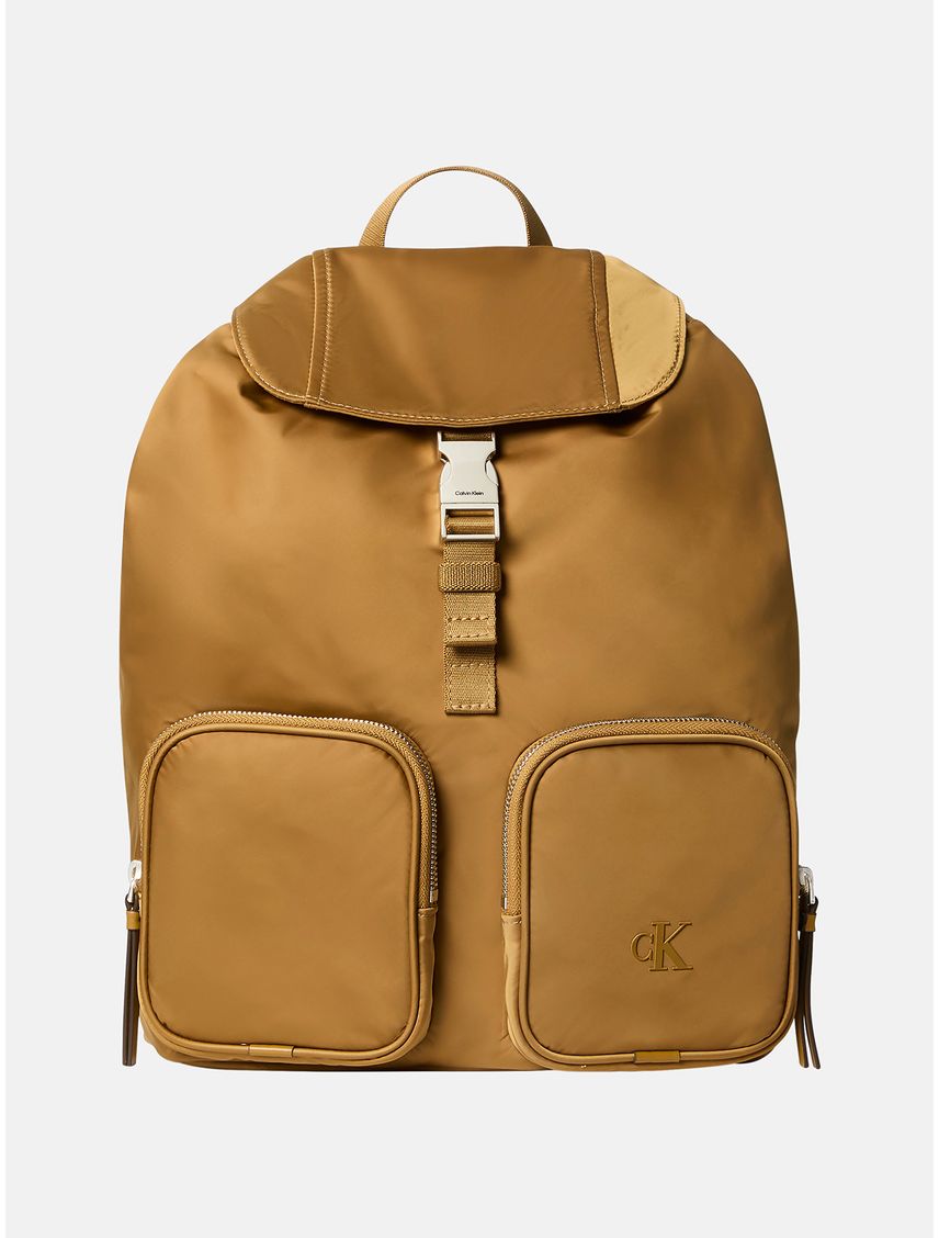 Mochila Con Solapa De Satén Y Nailon