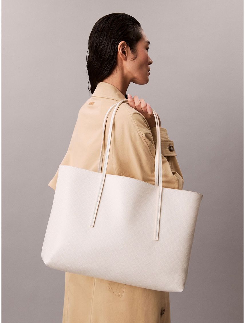 Cartera Tote Con Estampado De Monograma