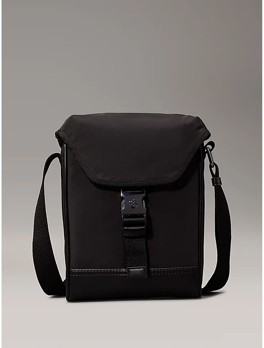 Bolso Reporter con Solapa y Cierre Rápido