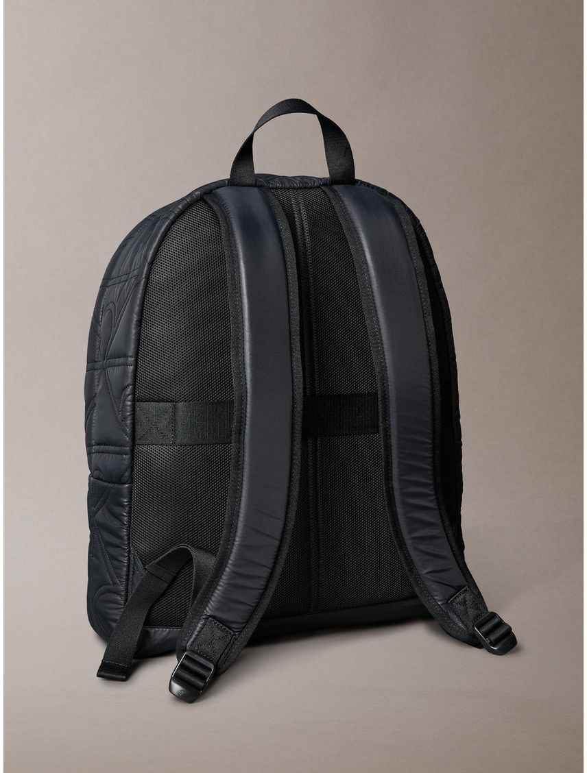 Mochila Acolchada con Monograma Integral