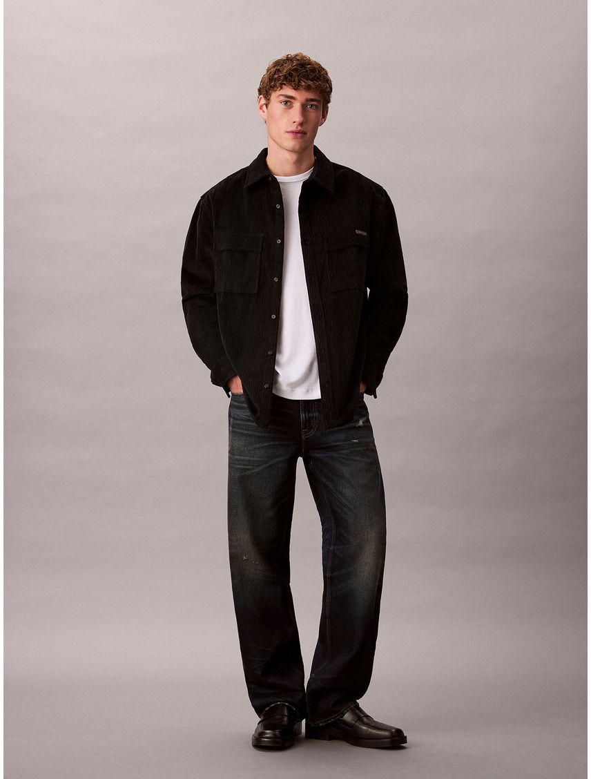 Camisa en Pana con Bolsillos