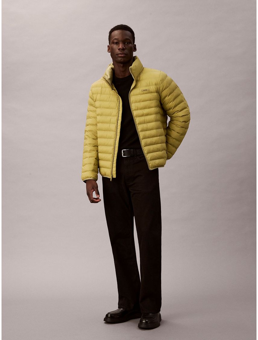 Parka Puffer Ligera de Nailon