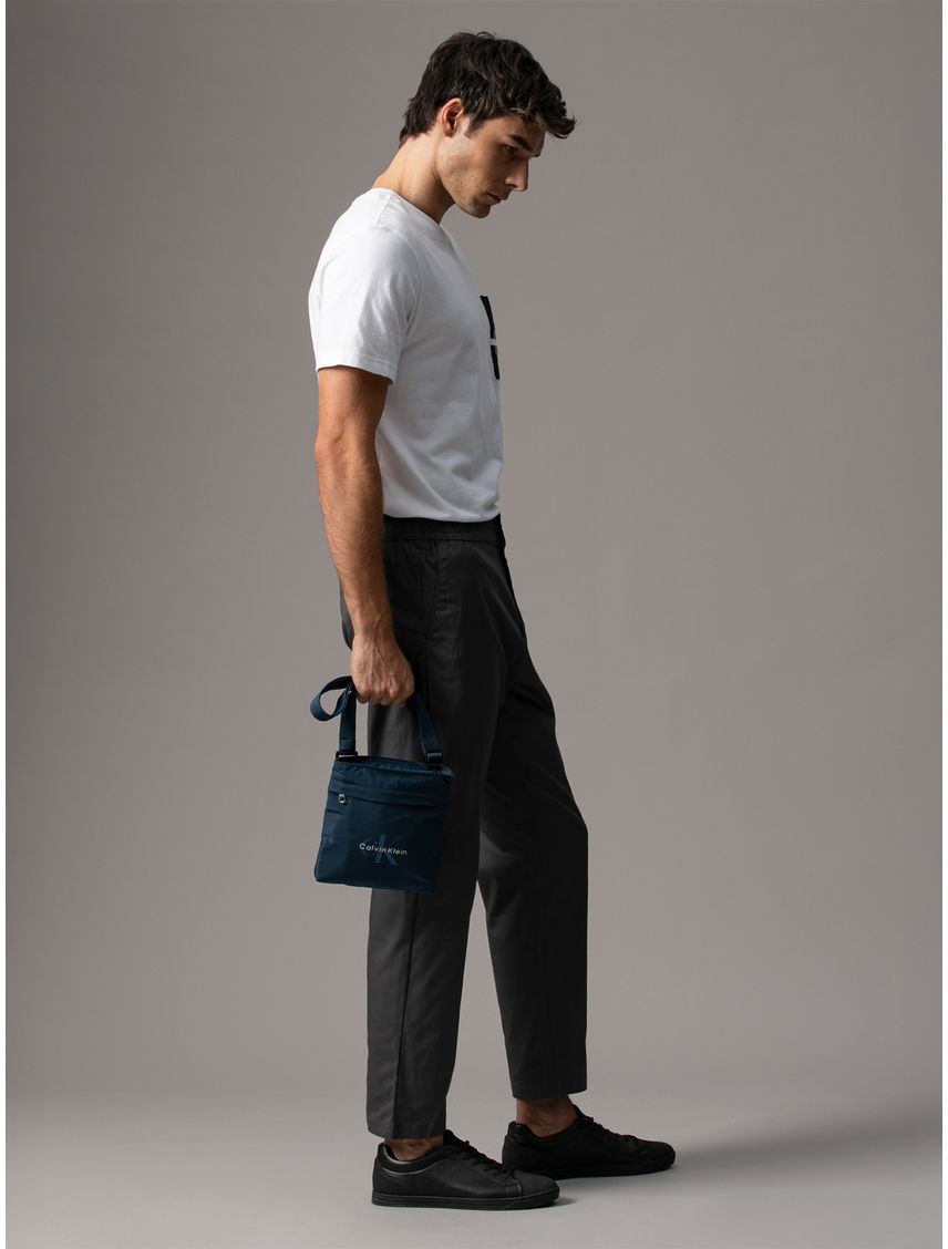 Bolso Plano Bandolera Sport Essentials - TALLA:OS