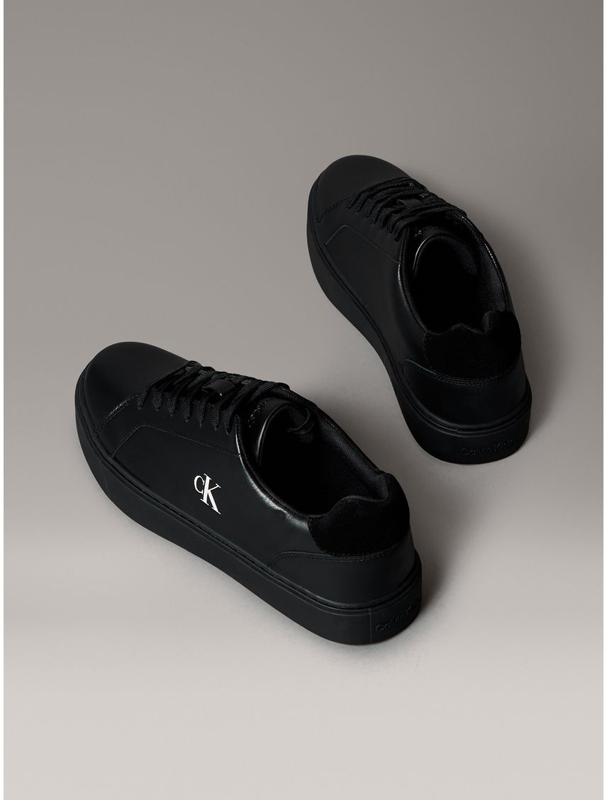 Zapatillas Classic en Cuero