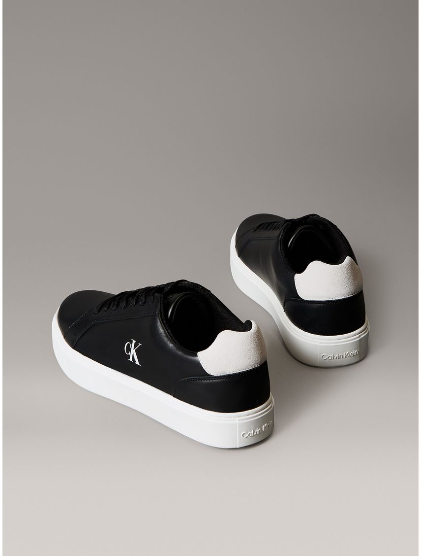 Zapatillas Classic en Cuero